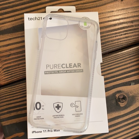 Tech21 iPhone 11 Pro Max Case - Picture 2 of 7